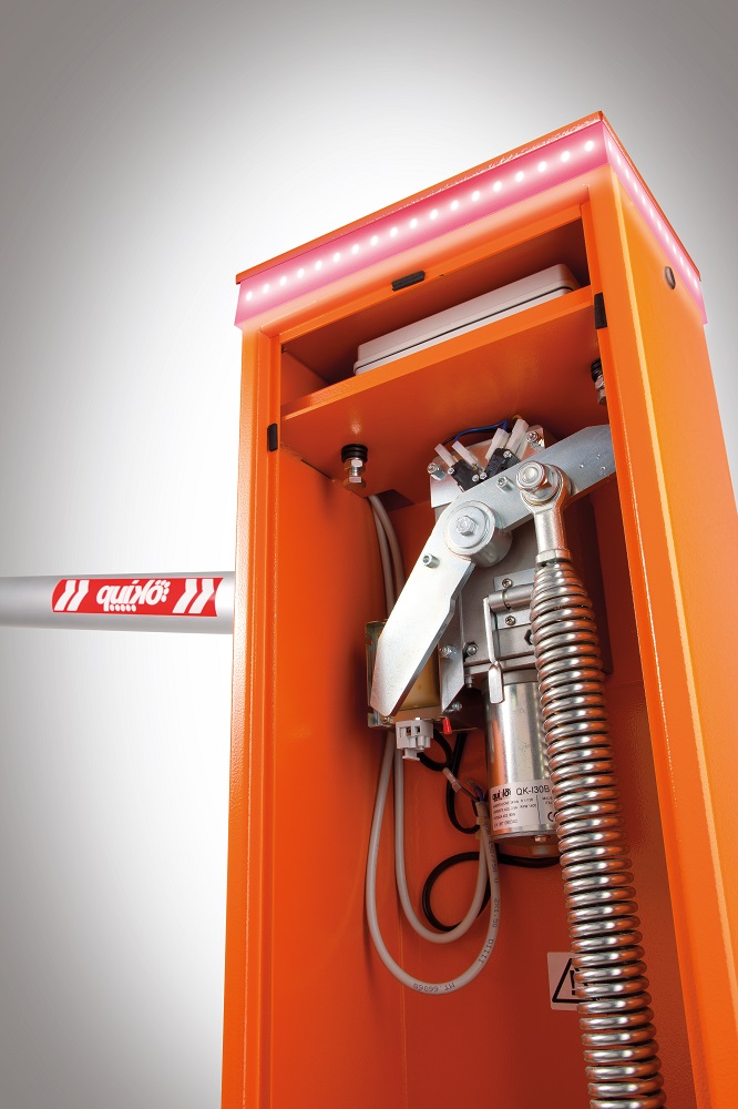 ICARUS cabinet opened, showing the 24 V gearmotor, arm and balancing spring
